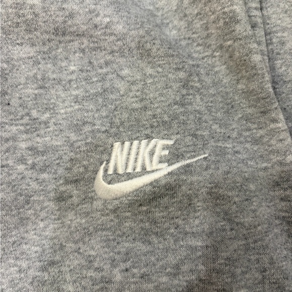 Nike Sportswear Club Fleece Joggers - Picture 3 of 9